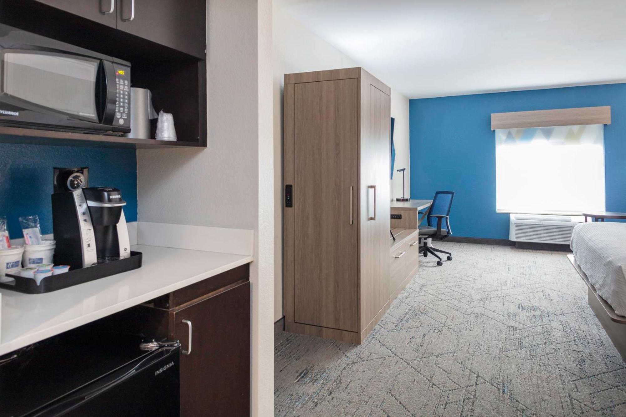 Holiday Inn Express & Suites Roanoke Rapids By Ihg Eksteriør bilde