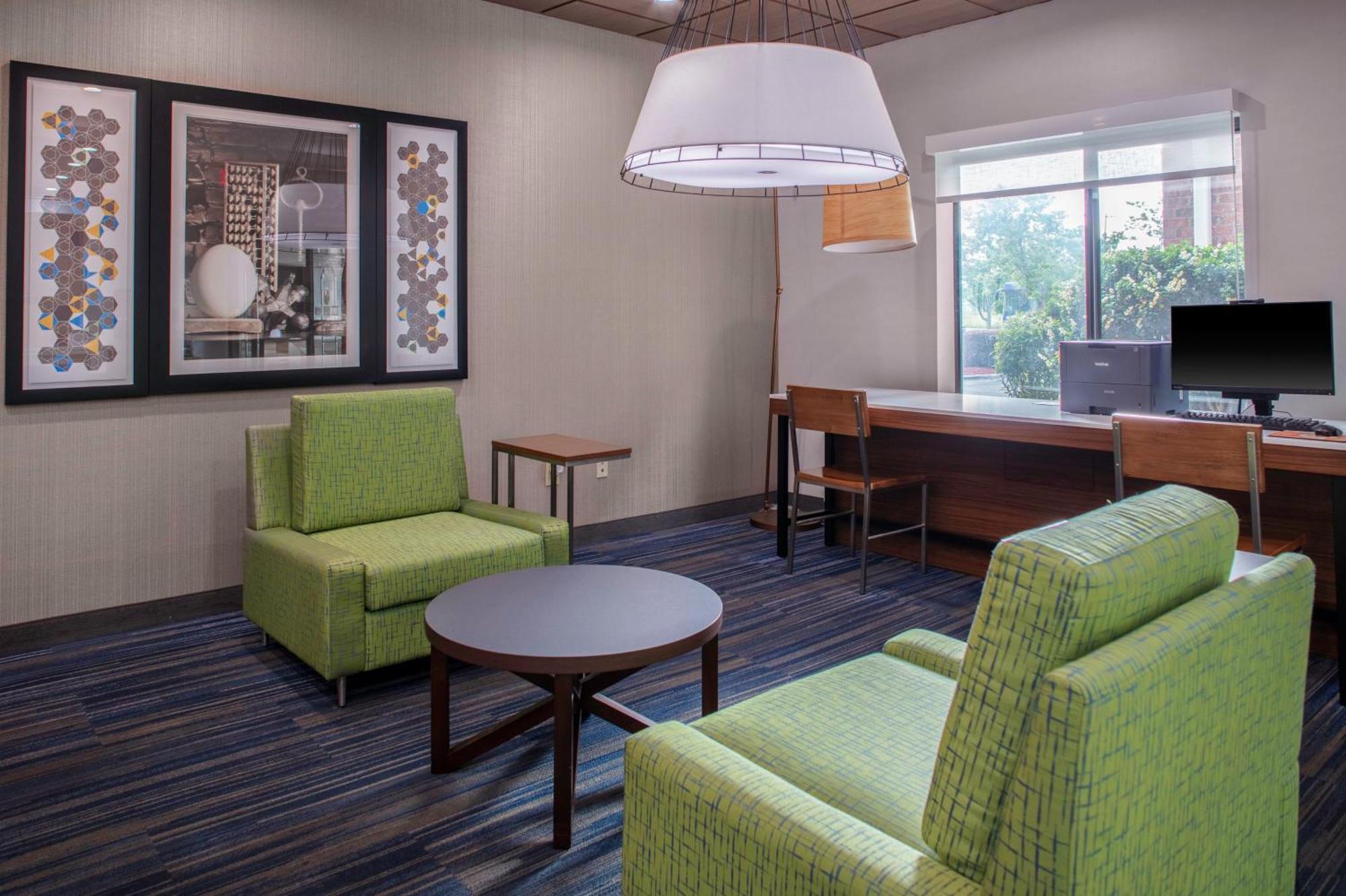 Holiday Inn Express & Suites Roanoke Rapids By Ihg Eksteriør bilde
