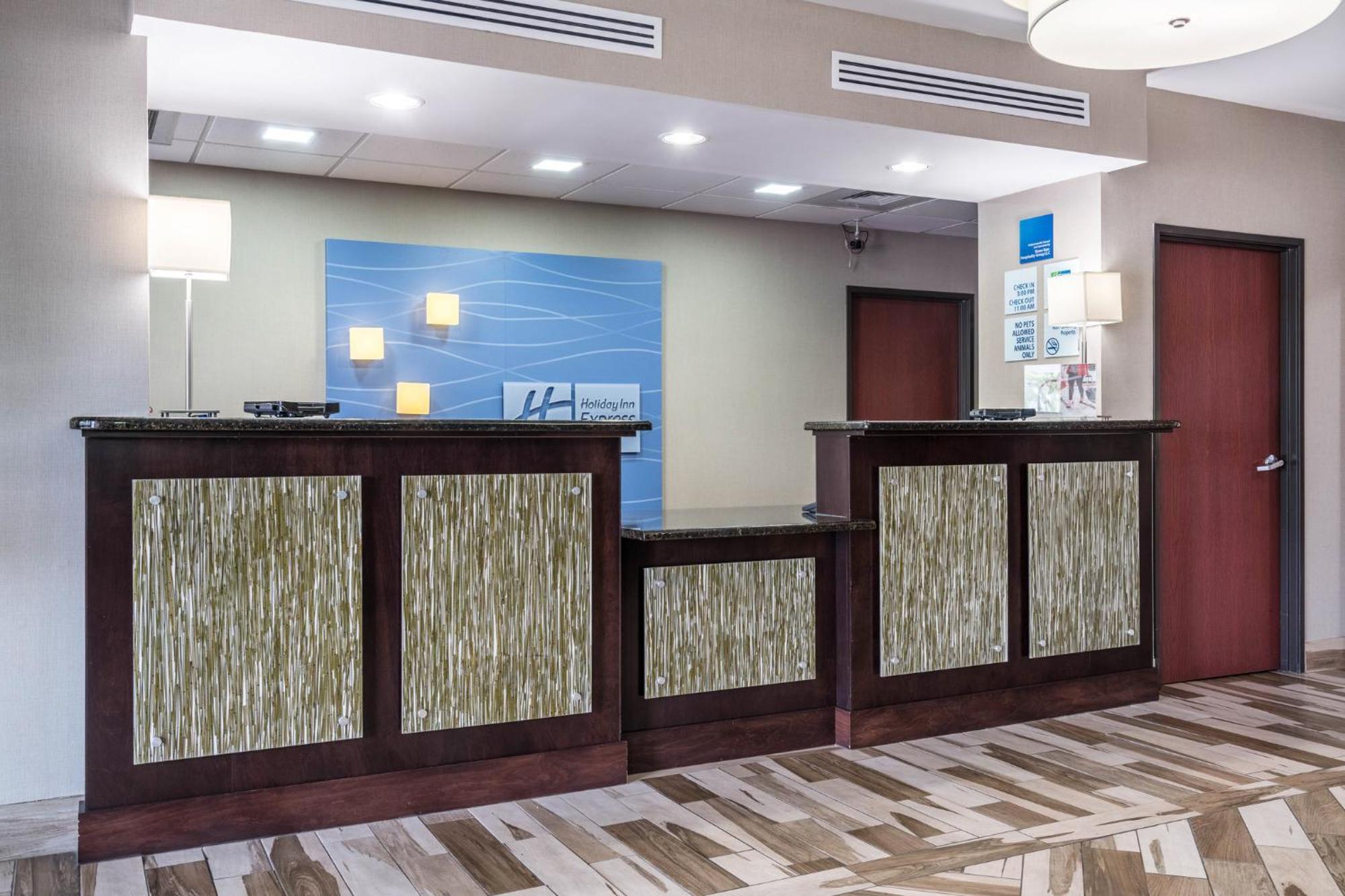 Holiday Inn Express & Suites Roanoke Rapids By Ihg Eksteriør bilde