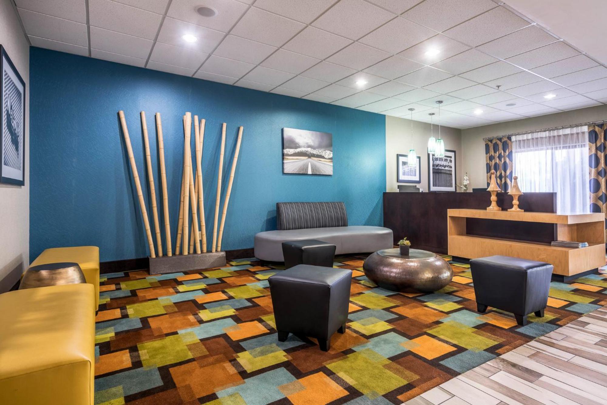Holiday Inn Express & Suites Roanoke Rapids By Ihg Eksteriør bilde